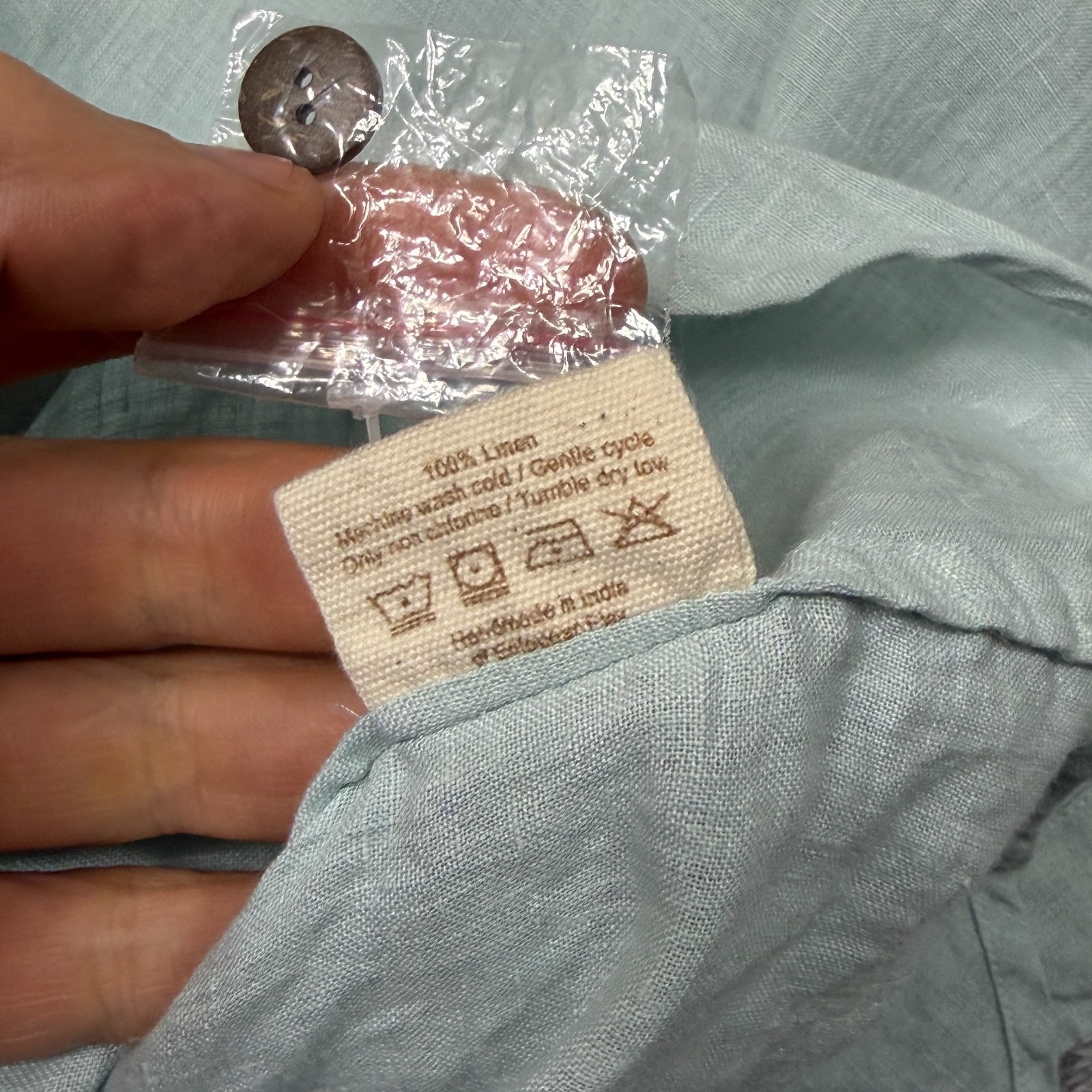 Petalura Button Up Shirt Size 1x Light Blue 100% Linen Lightweight Handmade — image 5 of 8